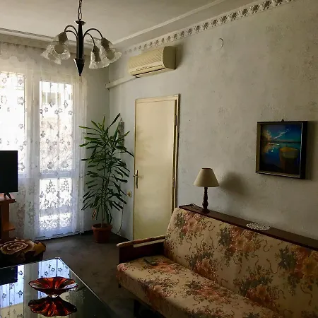 Lecti Sunflats Chaika Apartment *